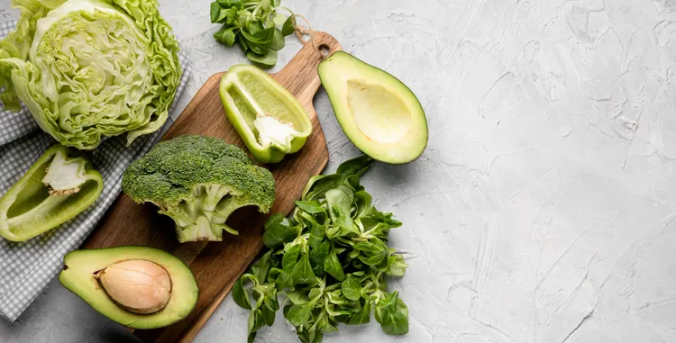 The Ultimate Guide to the Best Low-Carb Fruits and Vegetables for a Healthy Diet