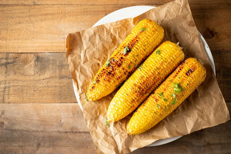 The Best Ways to Cook Corn on the Cob: 7 Delicious Techniques to Try This Summer
