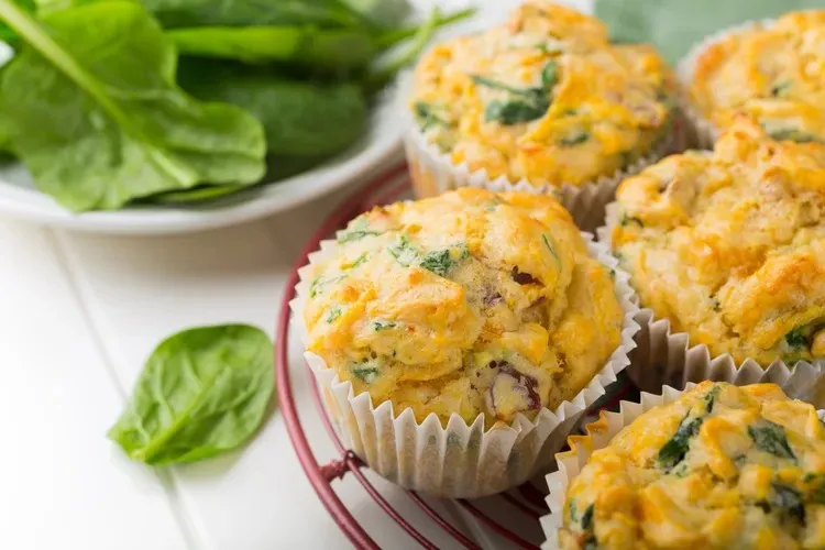 10 Quick Low-Carb Breakfasts