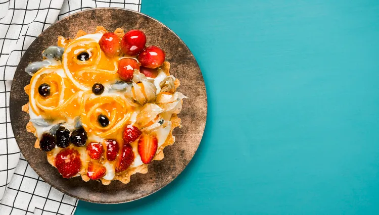 How to Make Fruit Tarts with Shiny Glaze Like a Bakery
