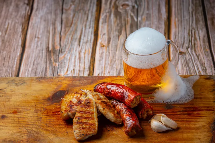 Grilled Food & Beer: A Perfect Match Guide