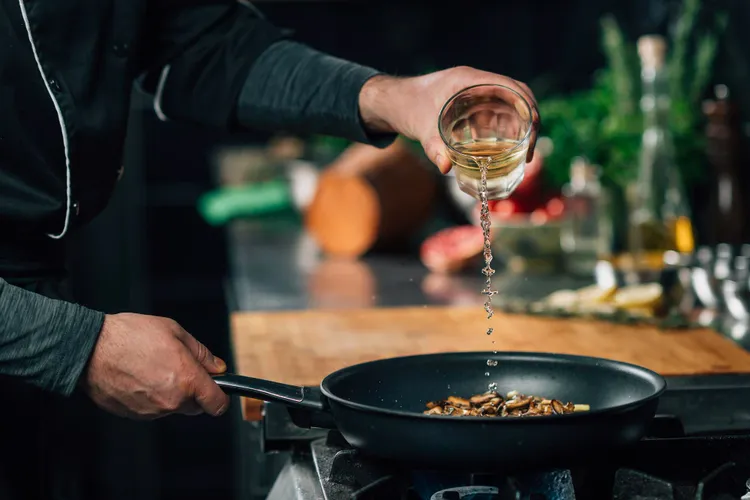 Does Alcohol Really Cook Out of Food? The Truth Most Recipes Don’t Tell You