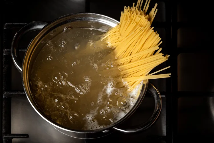 You've Heard Oil Stops Pasta Sticking. It Doesn't.