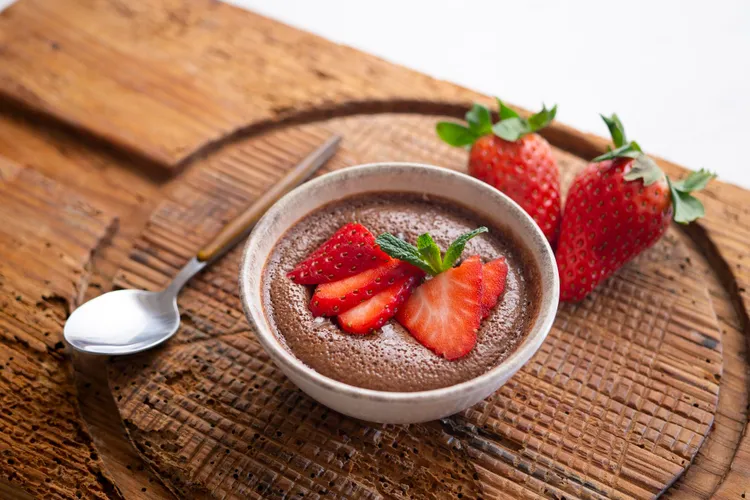 French Chocolate Mousse: The Classic 4-Ingredient Version