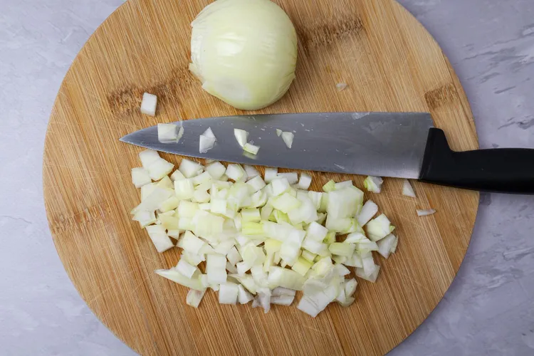 How to Dice an Onion Properly (Without Crying)