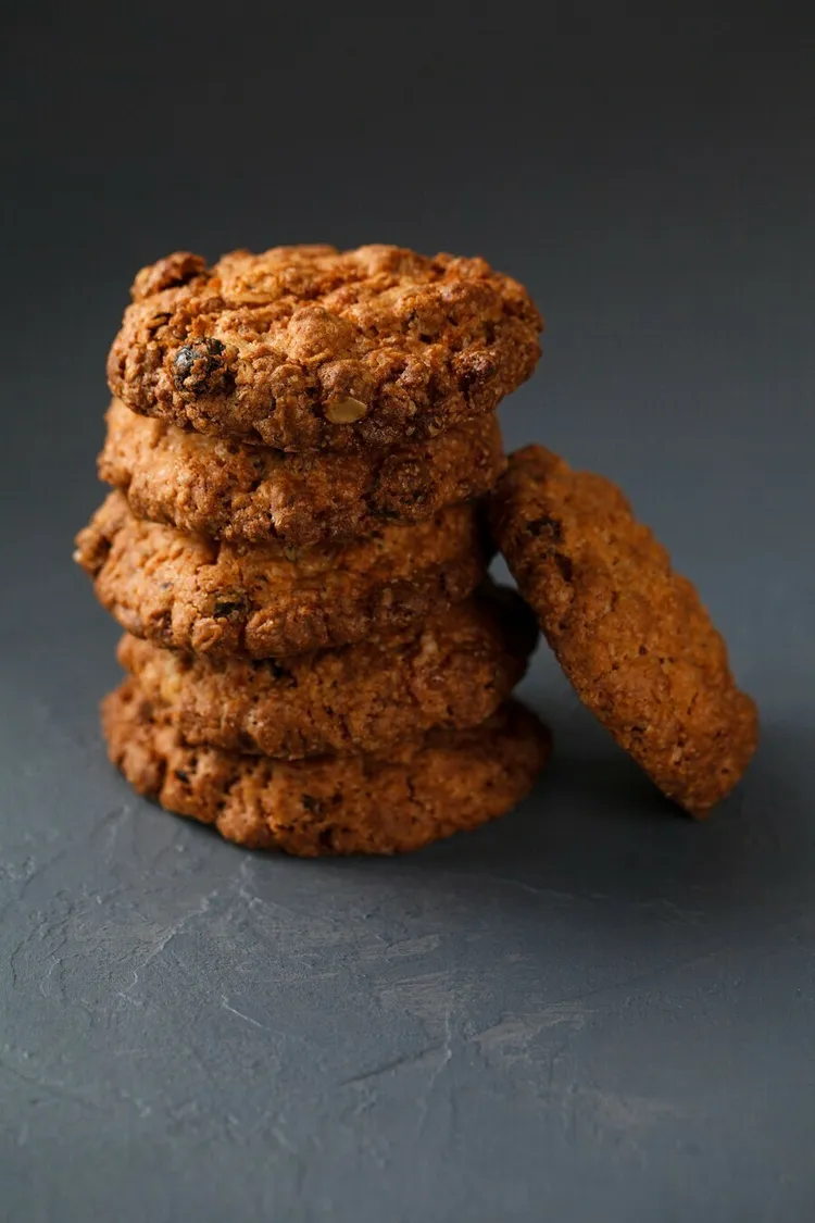 Cinnamon-chocolate peanut butter oatmeal no-bake cookies