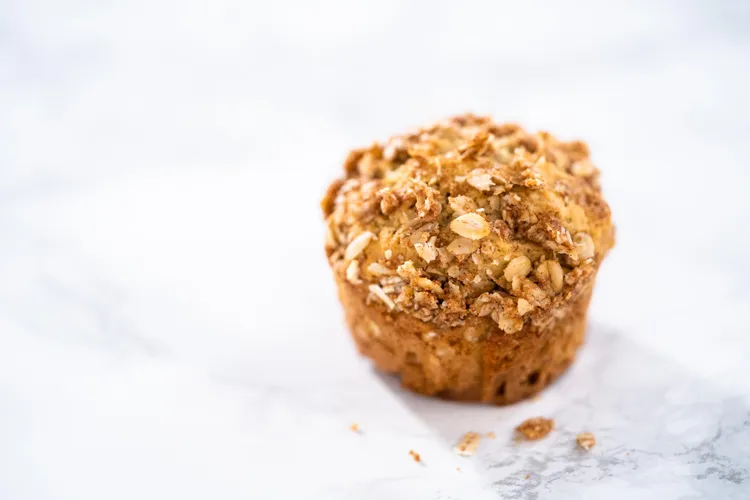 Banana-coconut protein baked oatmeal cups