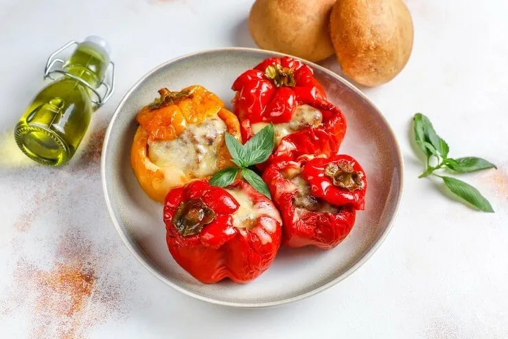 Spinach and egg stuffed peppers