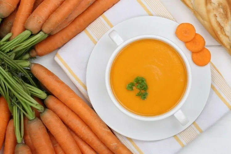Carrot apple ginger soup with nutmeg and black pepper