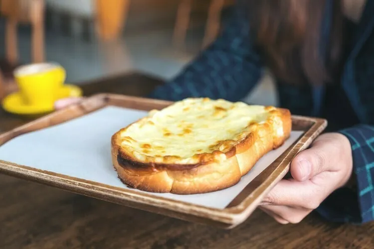 Cheddar cheese toast with multi-grain bread