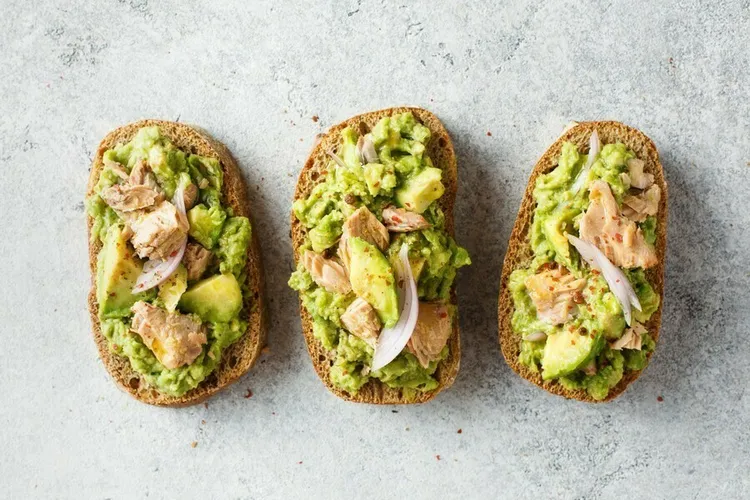 Grilled chicken and avocado sandwich with a kick of salt and pepper
