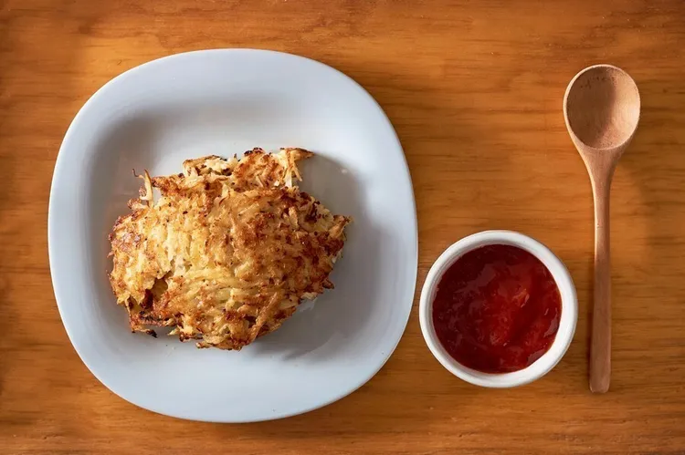 Classic hash browns with red pepper and paprika