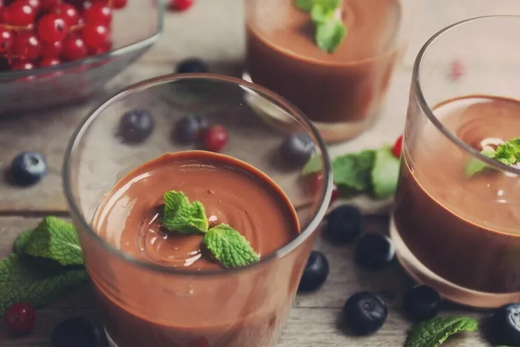 Coconut chocolate mousse
