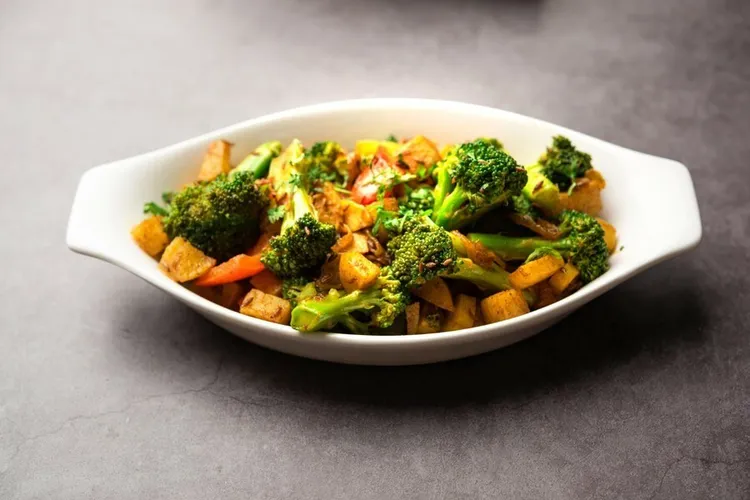 Coconut oil stir-fried mixed veggies in soy sauce