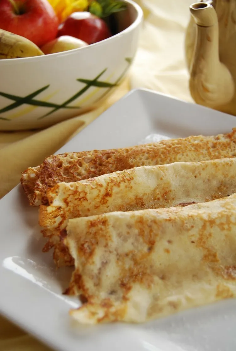 Whole-grain french crepes with vanilla and butter