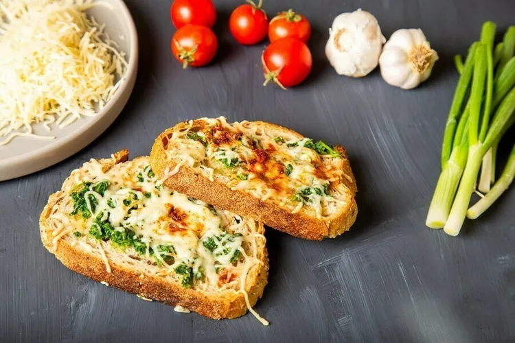 Garlic and cheese baguette bread