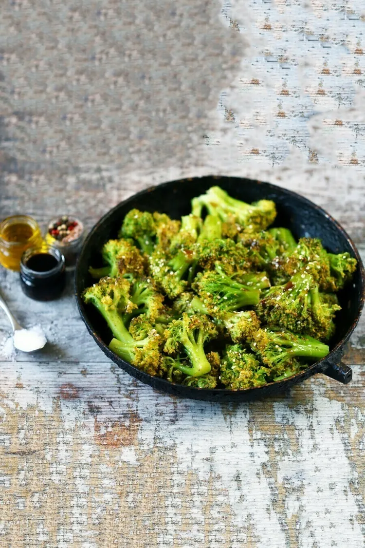 Garlic parmesan roasted broccoli