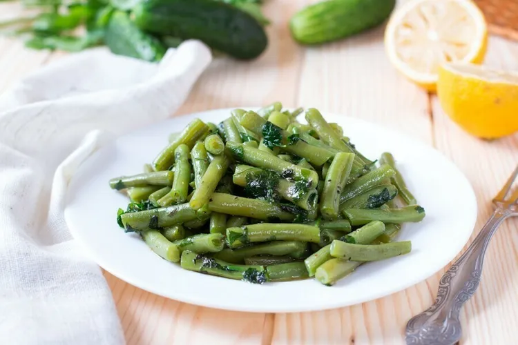 Herb-butter haricots verts with lemon zest