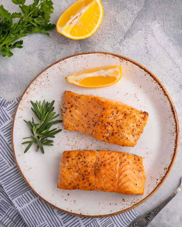 Honey dijon pecan-crusted baked salmon with lemon