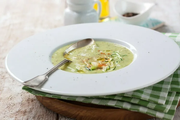 Keto italian sausage and bacon soup with spinach and cream