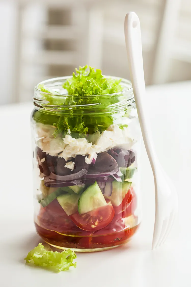 Mouthwatering make-ahead greek salad in a jar