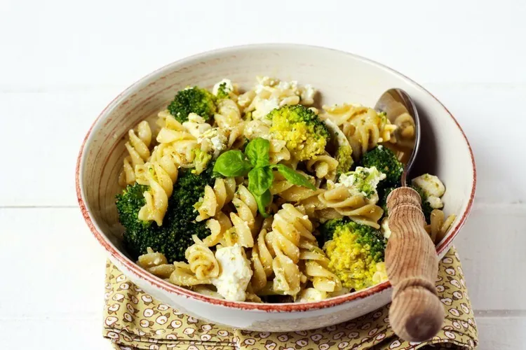 Broccoli rotini with parmesan and garlic