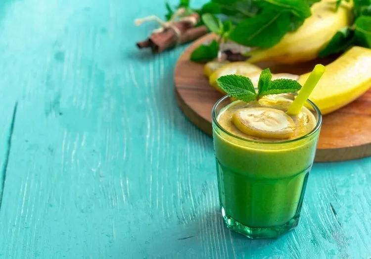 Orange-green superfood smoothie