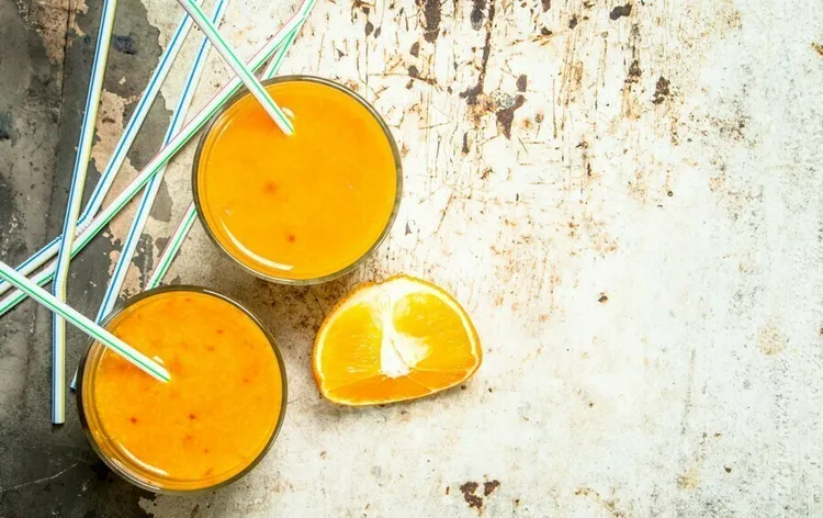 Orange-vanilla protein power smoothie