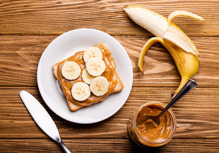 Cinnamon-spiced peanut butter and banana toast