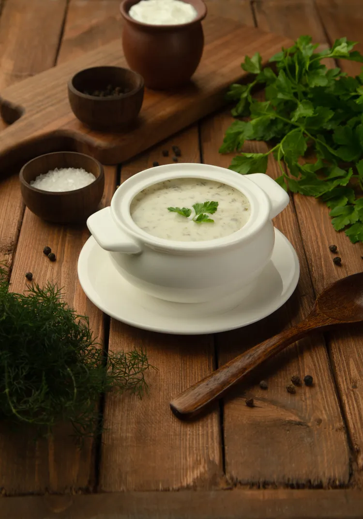Potato leek soup with thyme
