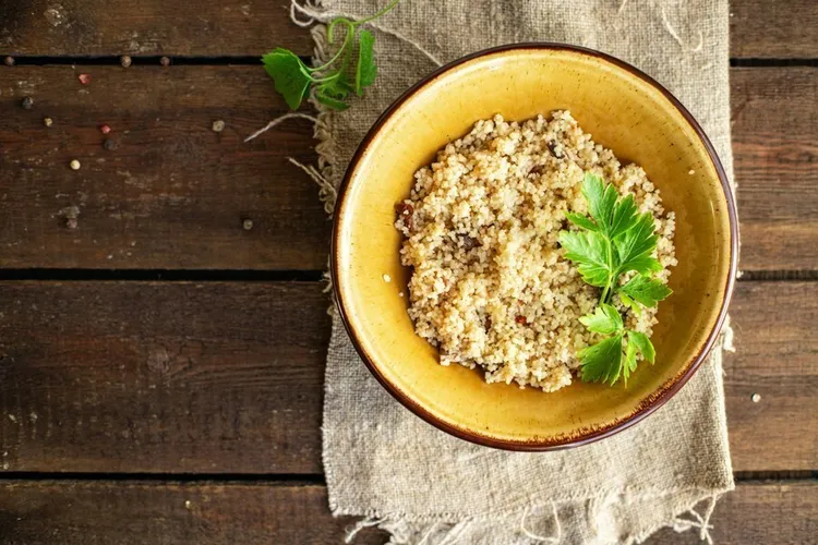 Quinoa-fennel pilaf with carrot and celery