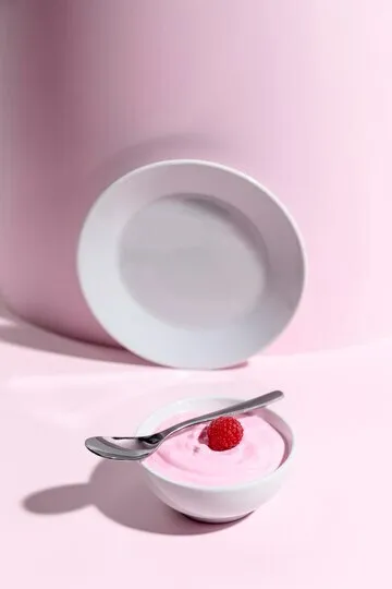 Raspberry greek yogurt parfait with honey