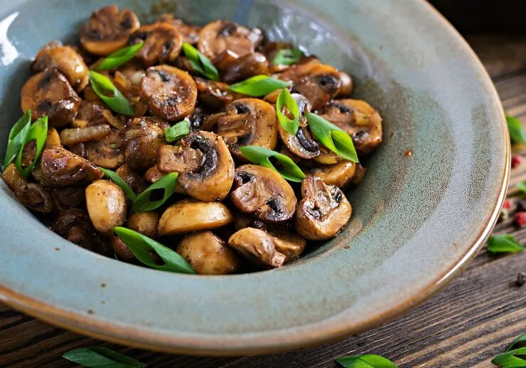Garlic and parsley roasted mushrooms with lemon butter