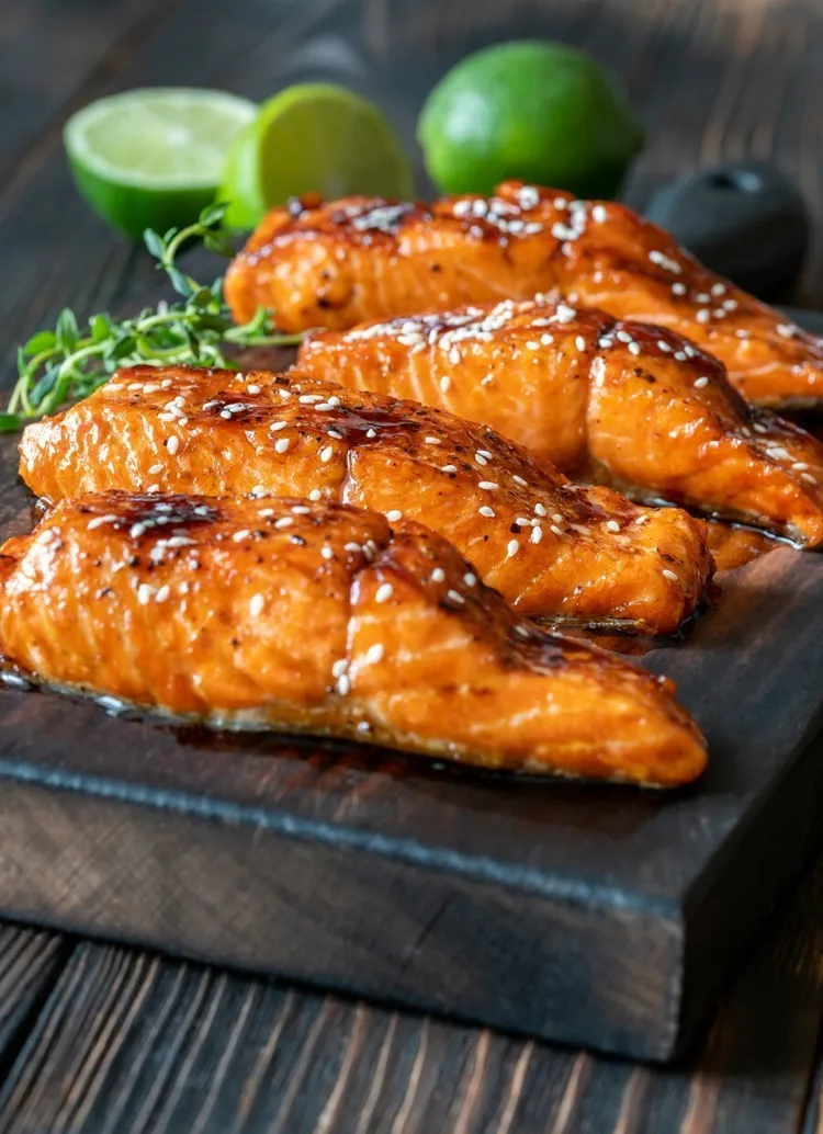 Grilled salmon fillet with sweet soy glaze