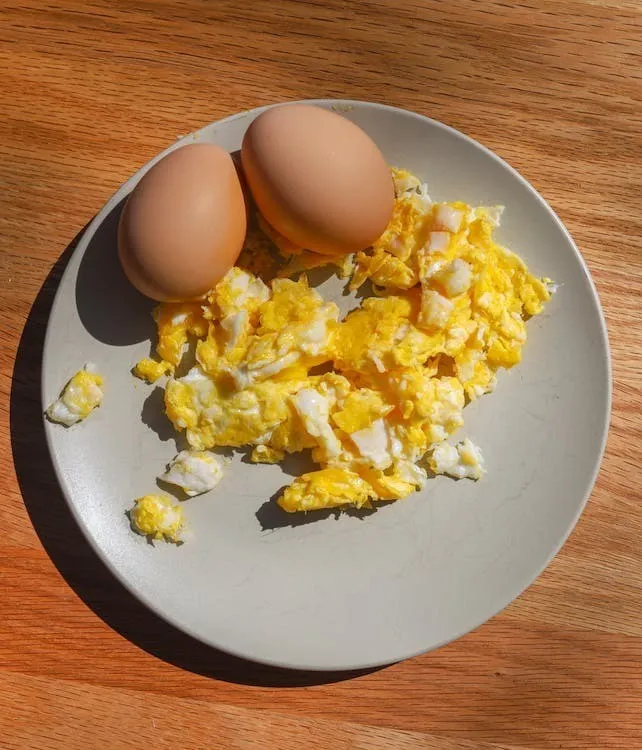 Feta and olive oil scrambled eggs
