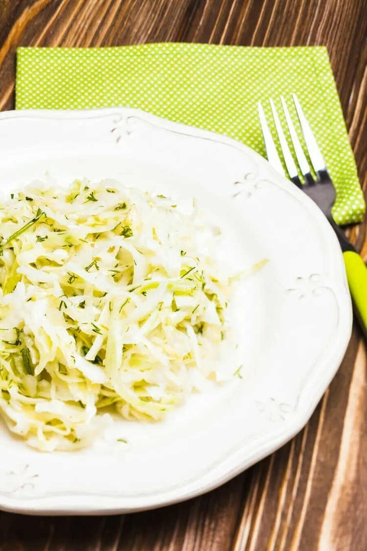 Fennel salad with parmesan, lemon and herbs