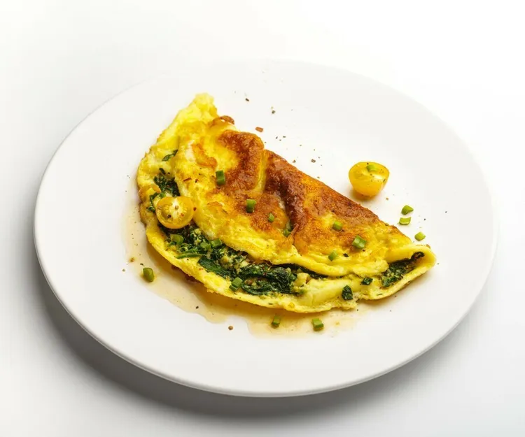 Spinach, goat cheese and chorizo omelet