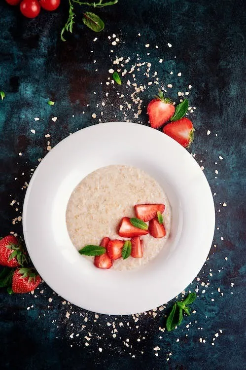 Strawberry oatmeal delight