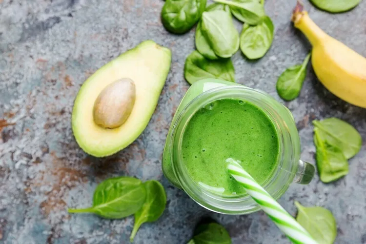 Spinach cleansing smoothie