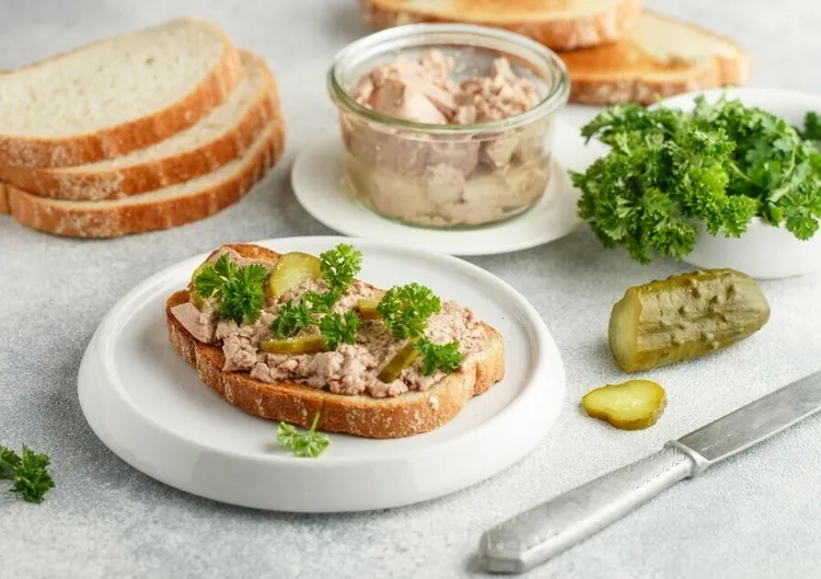 Tuna and pickle sandwich with hummus