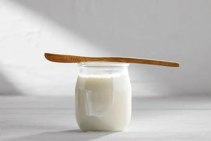 Vanilla honey greek yogurt parfait