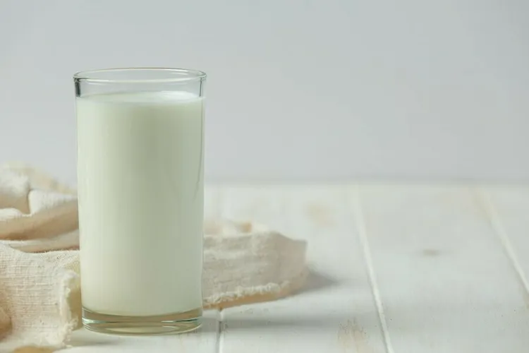 Vanilla protein shake smoothie