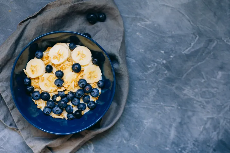 Blueberry banana protein-packed overnight oats