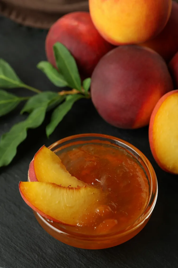 Peaches in ginger syrup