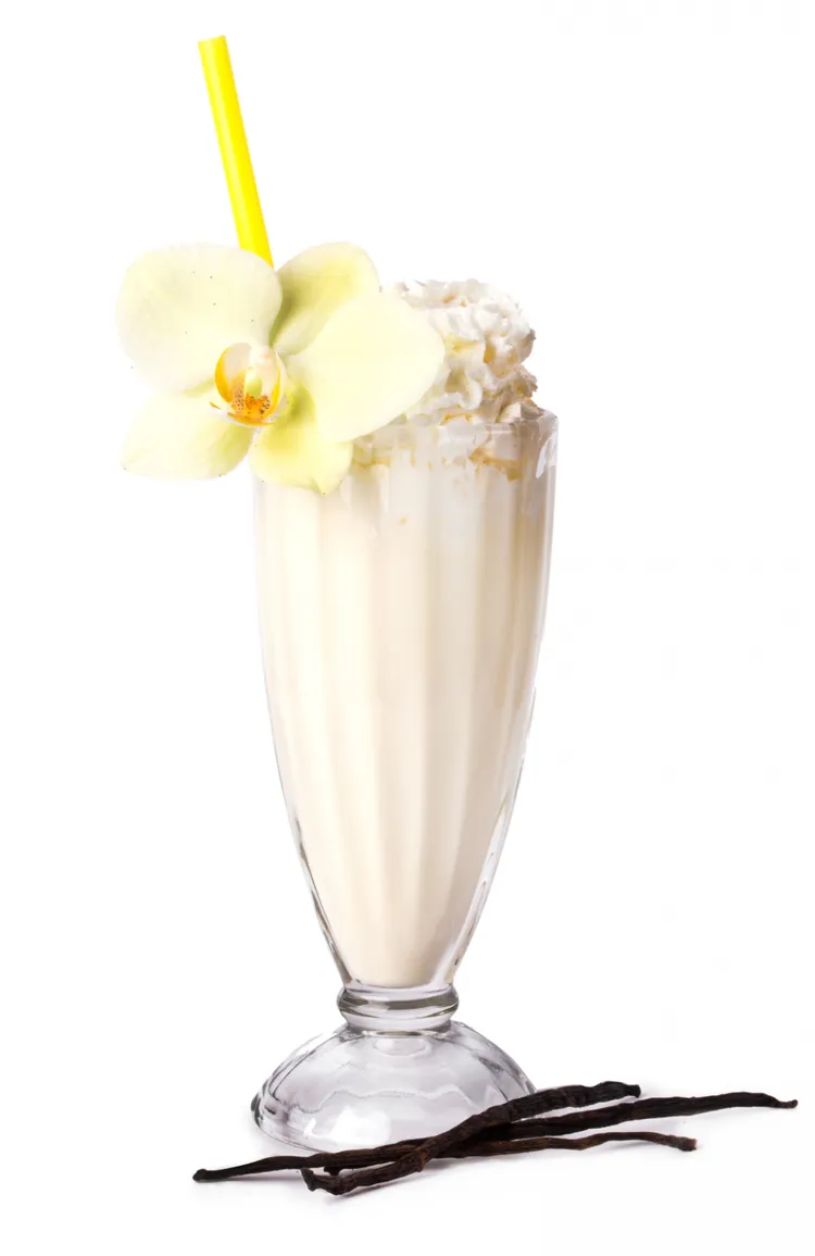 Vanilla banana milkshake