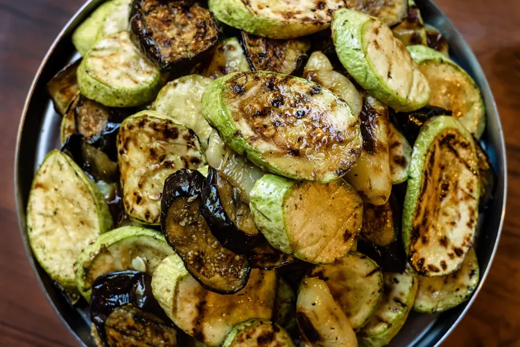 Baked and dressed zucchini