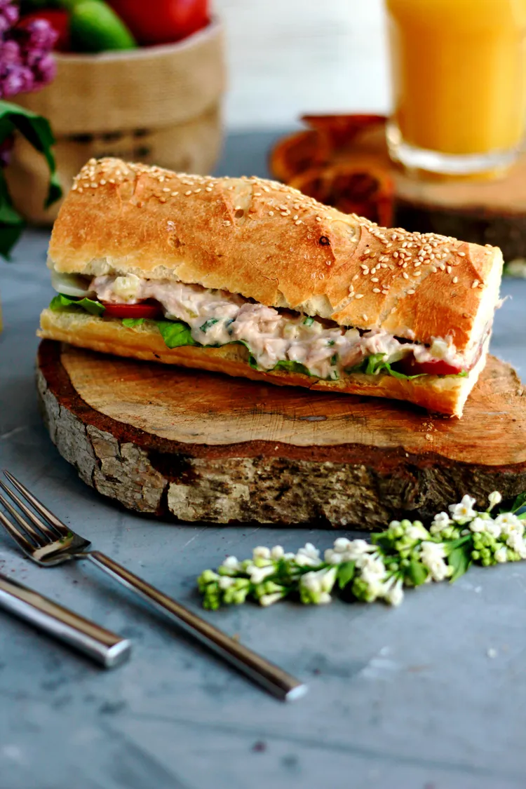 California grilled veggie sandwich