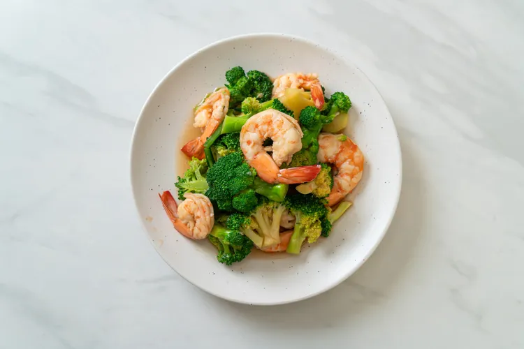 Easy shrimp and broccoli stir fry