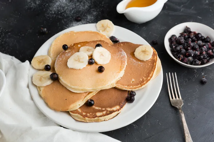 Egg-free breakfast pancakes