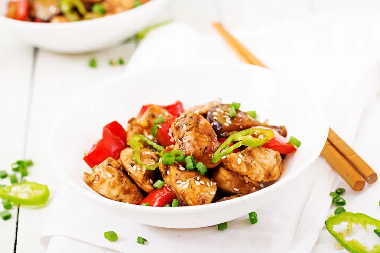 Oriental chicken stir-fry
